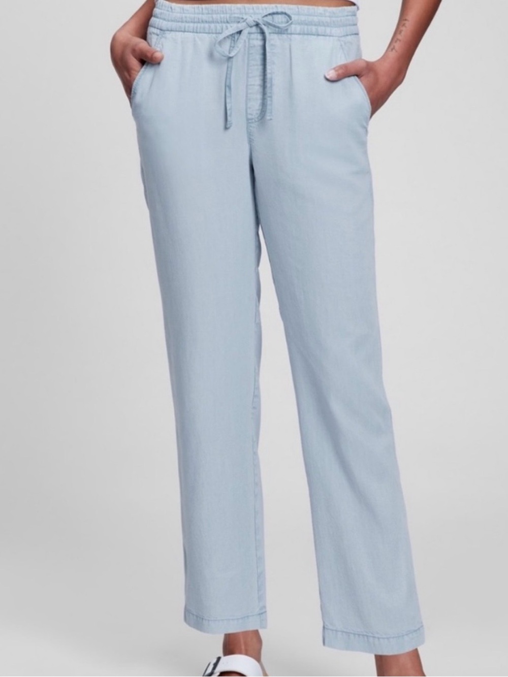 Gap easy pants in light blue - Picture 1 of 4